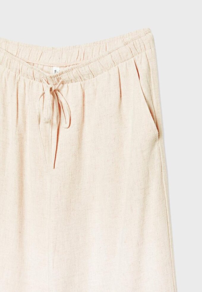 Pantalones fluidos con efecto lino Pantalones fluidos con efecto lino