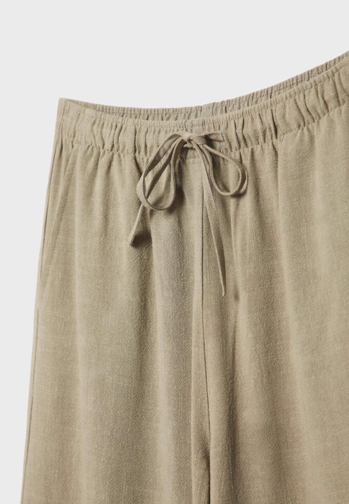 Pantalones fluidos con efecto lino Pantalones fluidos con efecto lino