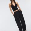Pantalones fluidos con hebilla Pantalones fluidos con hebilla