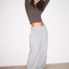 Pantalones jogger con bajo abullonado Pantalones jogger con bajo abullonado