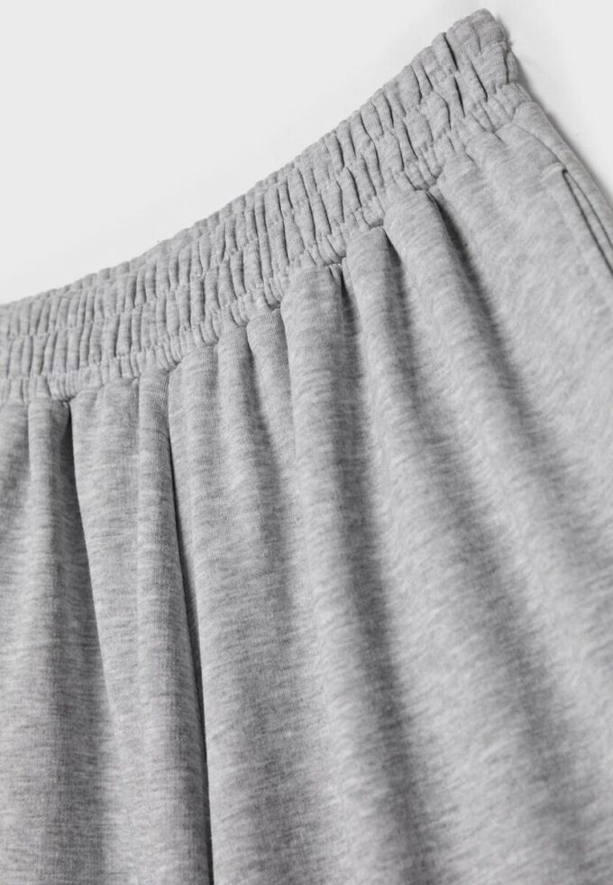 Pantalones jogger con bajo abullonado Pantalones jogger con bajo abullonado
