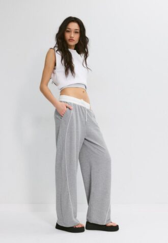 Pantalones jogger con cordones