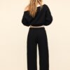Pantalones jogger con detalles de tachuelas Pantalones jogger con detalles de tachuelas