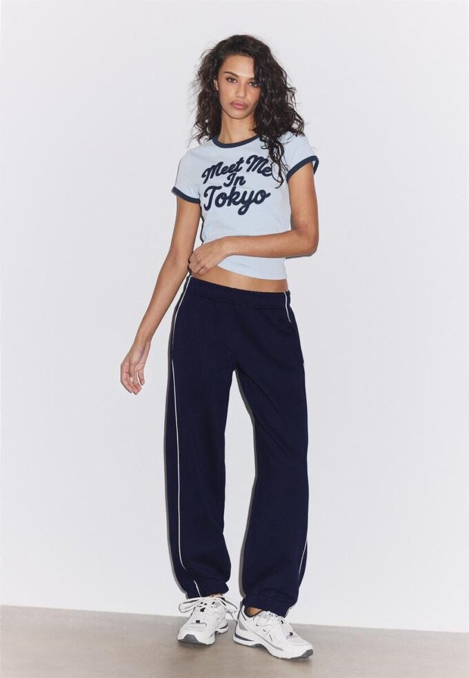 Pantalones jogger con ribete Pantalones jogger con ribete