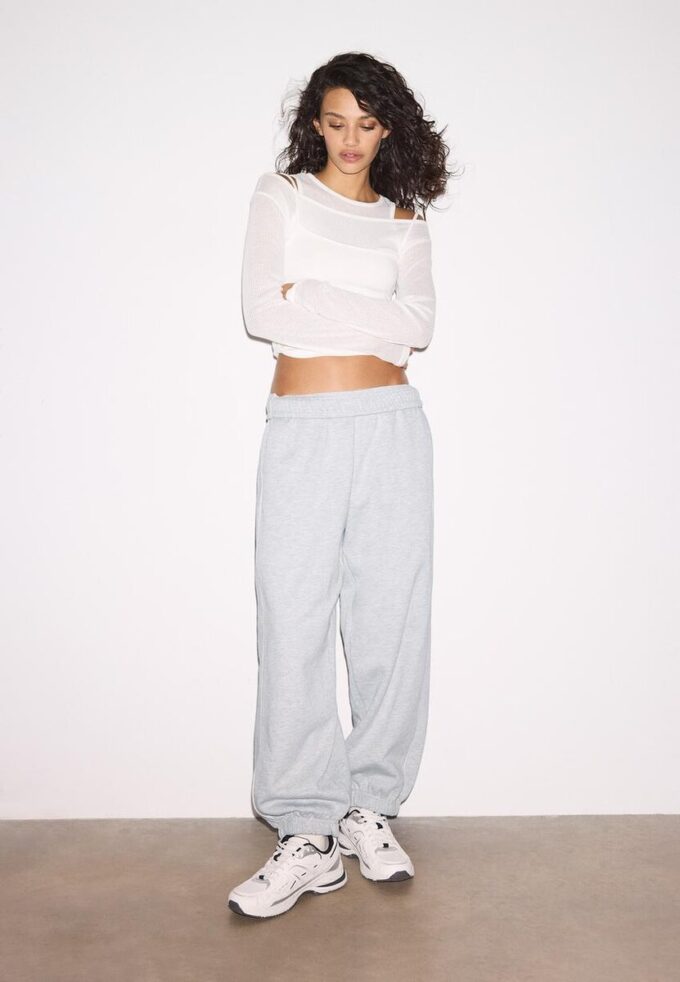 Pantalones jogger con ribete Pantalones jogger con ribete