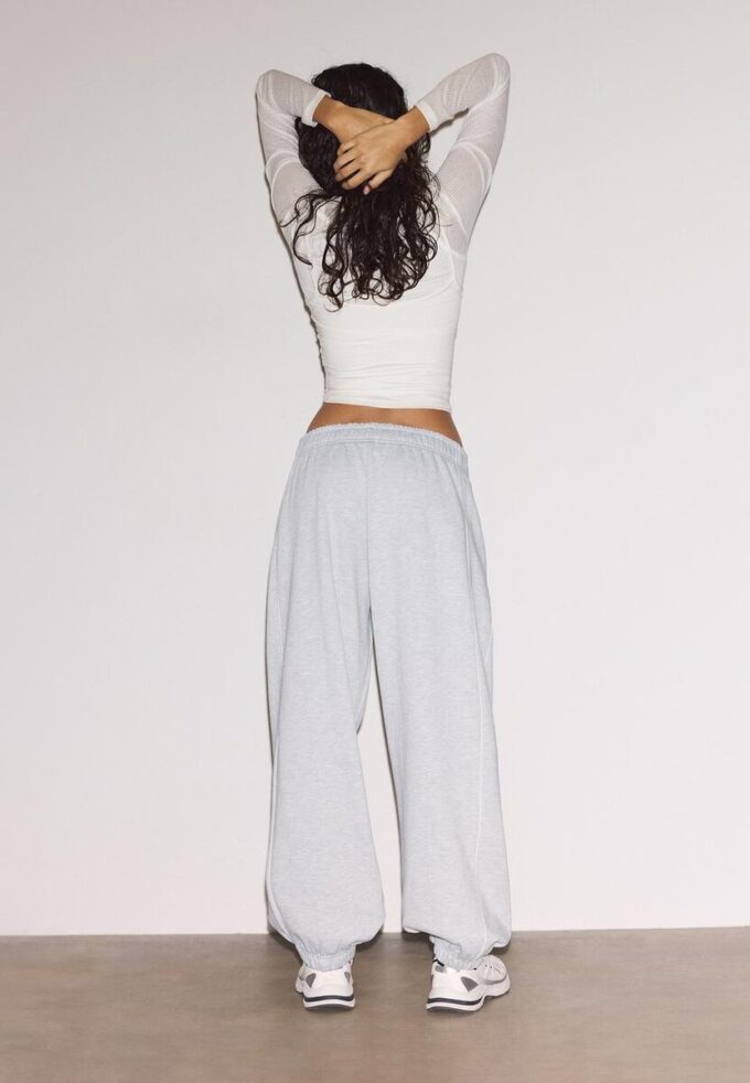 Pantalones jogger con ribete Pantalones jogger con ribete