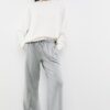 Pantalones jogger de pierna ancha y tacto suave con detalle de costura delantera Pantalones jogger de pierna ancha y tacto suave con detalle de costura delantera