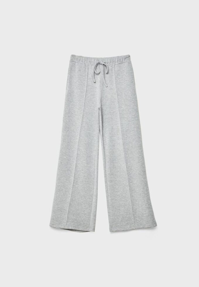 Pantalones jogger de pierna ancha y tacto suave con detalle de costura delantera Pantalones jogger de pierna ancha y tacto suave con detalle de costura delantera