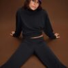 Pantalones jogger de pierna recta de tacto suave con detalle de pinzas Pantalones jogger de pierna recta de tacto suave con detalle de pinzas