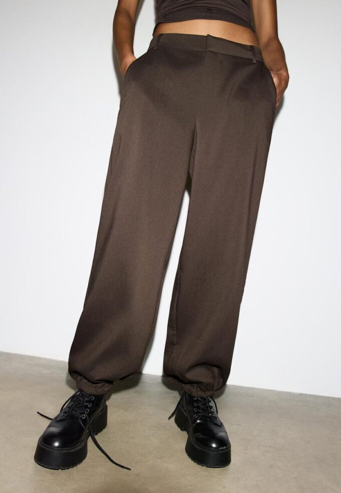 Pantalones jogger elegantes Pantalones jogger elegantes