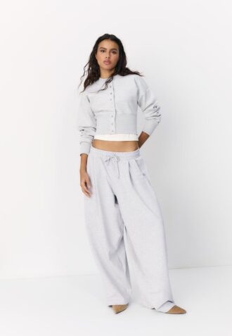Pantalones jogger holgados con pinzas