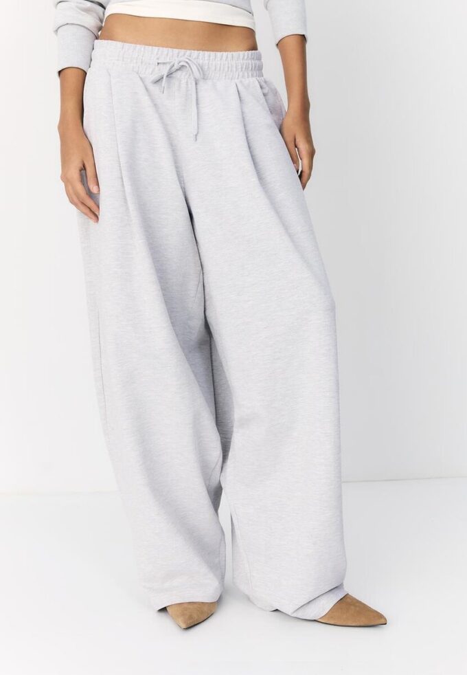 Pantalones jogger holgados con pinzas Pantalones jogger holgados con pinzas