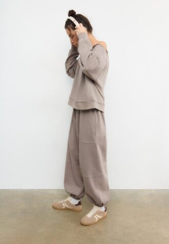 Pantalones jogger holgados de felpa