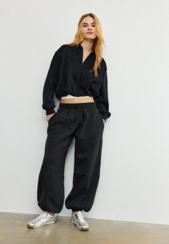 Pantalones jogger holgados de felpa