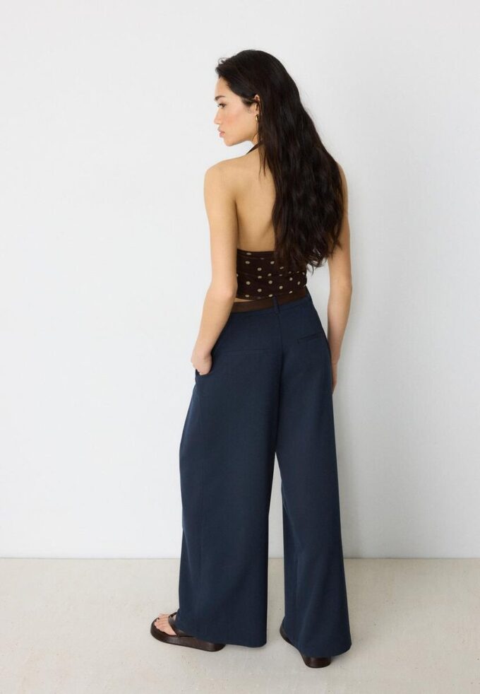 Pantalones Maxi-Dart con cinturón Pantalones Maxi-Dart con cinturón