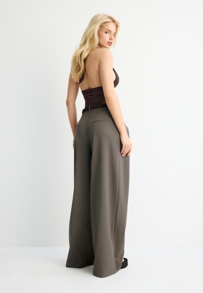 Pantalones Maxi-Dart con cinturón Pantalones Maxi-Dart con cinturón