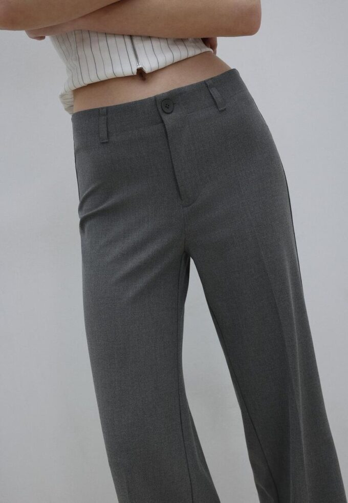 Pantalones rectos de corte ajustado Pantalones rectos de corte ajustado
