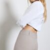 Pantalones rectos de corte ajustado Pantalones rectos de corte ajustado