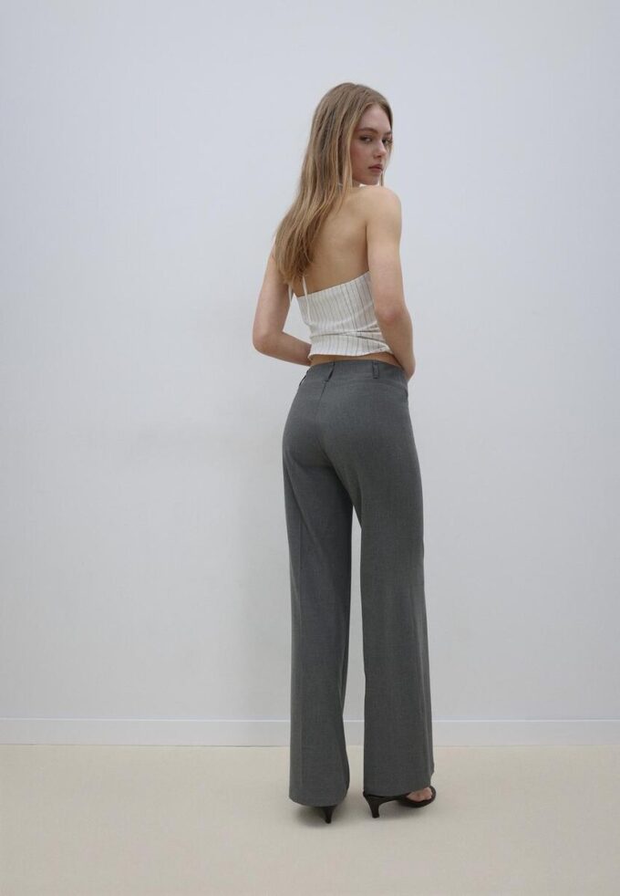 Pantalones rectos de corte ajustado Pantalones rectos de corte ajustado
