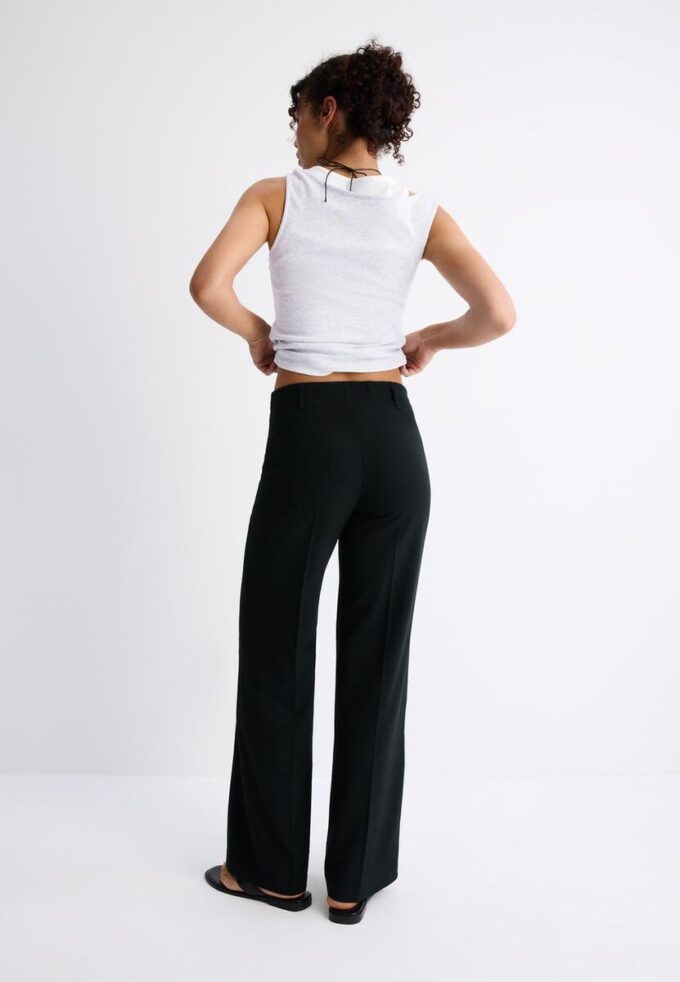 Pantalones rectos de corte ajustado Pantalones rectos de corte ajustado