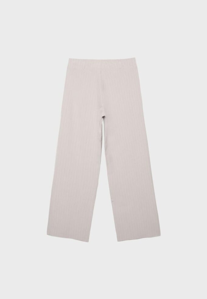 Pantalones rectos de corte ajustado Pantalones rectos de corte ajustado