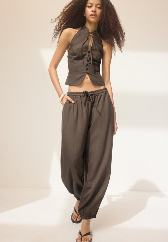 Pantalones sarouel con efecto lino Pantalones sarouel con efecto lino