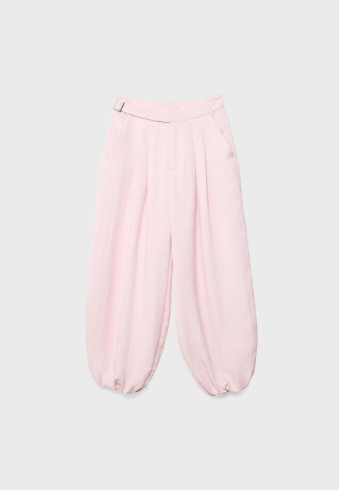 Pantalones sarouel con pinzas y hebilla Pantalones sarouel con pinzas y hebilla