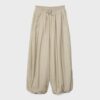 Pantalones sarouel con tachuelas Pantalones sarouel con tachuelas
