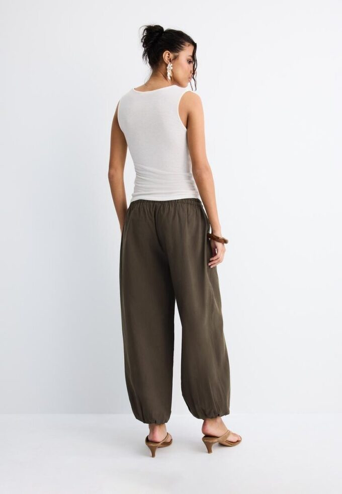 Pantalones sarouel de lyocell Pantalones sarouel de lyocell