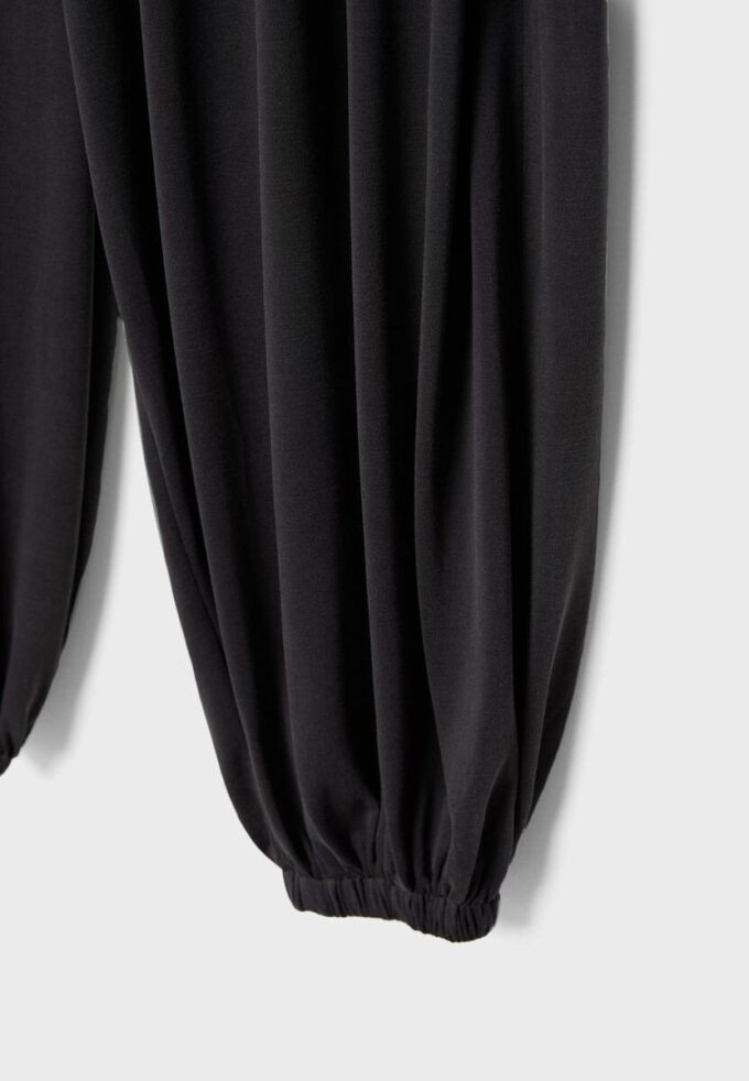 Pantalones tipo globo fluidos de tacto suave Pantalones tipo globo fluidos de tacto suave