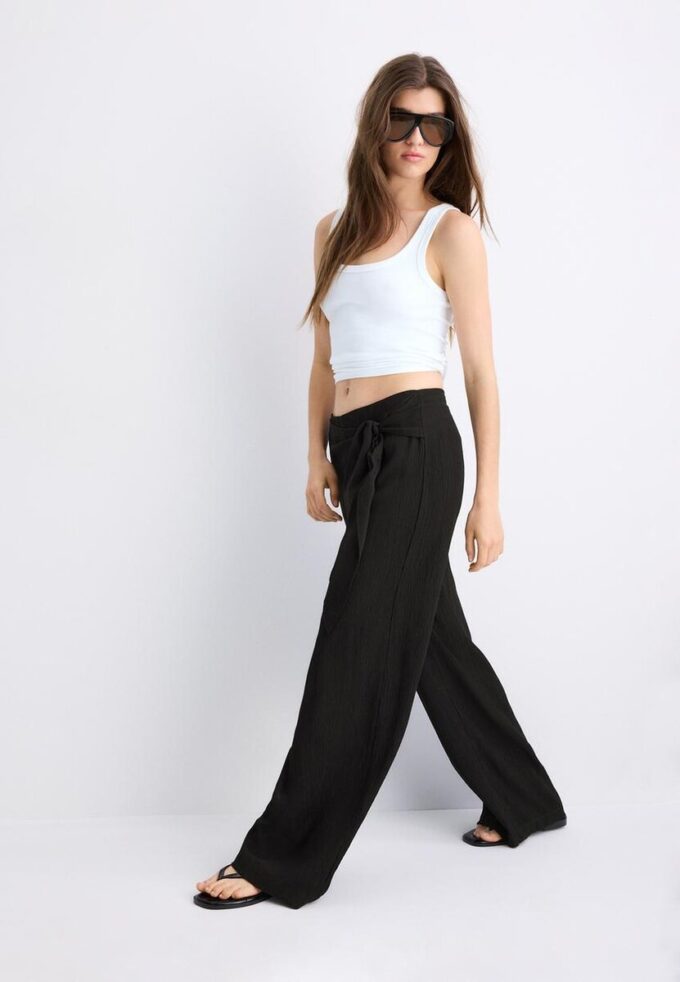 Pantalones tipo pareo fluidos Pantalones tipo pareo fluidos