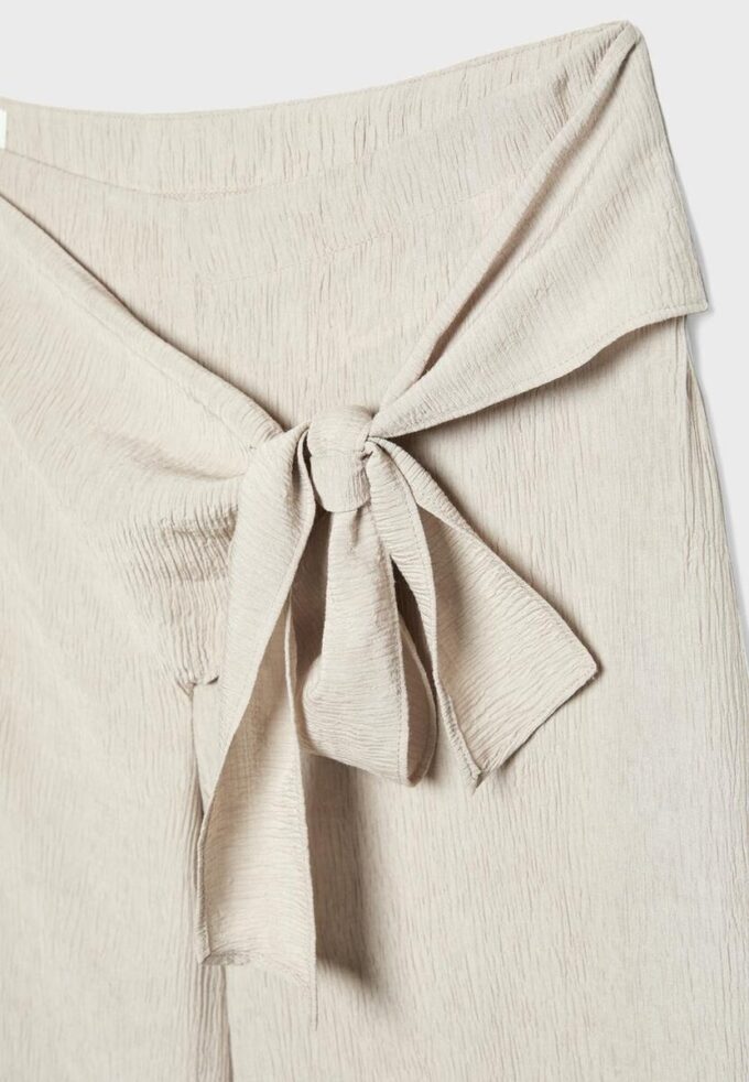 Pantalones tipo pareo fluidos Pantalones tipo pareo fluidos