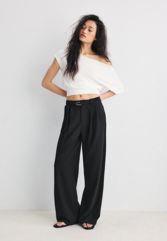 Pantalones Wide Leg con detalle de hebilla Pantalones Wide Leg con detalle de hebilla