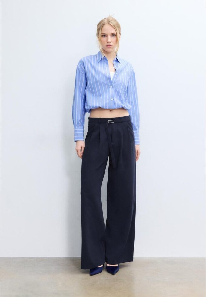 Pantalones Wide Leg con detalle de hebilla Pantalones Wide Leg con detalle de hebilla