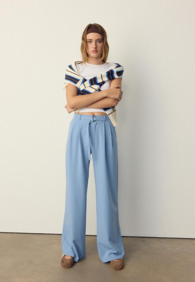 Pantalones Wide Leg con detalle de hebilla Pantalones Wide Leg con detalle de hebilla