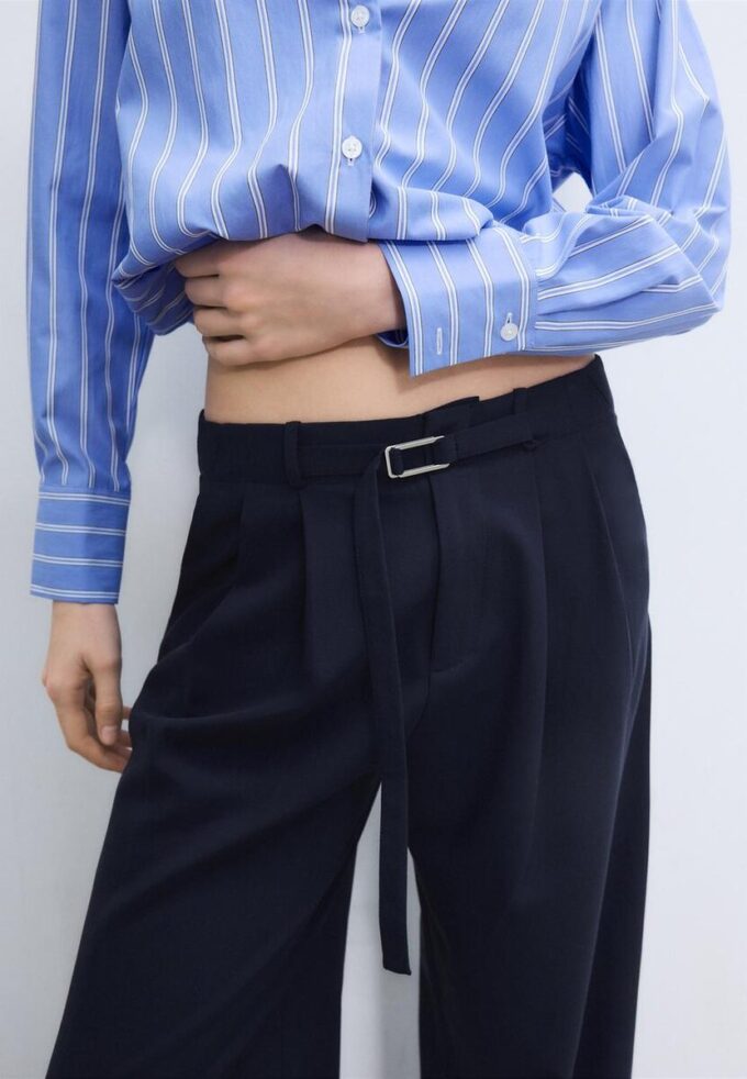 Pantalones Wide Leg con detalle de hebilla Pantalones Wide Leg con detalle de hebilla