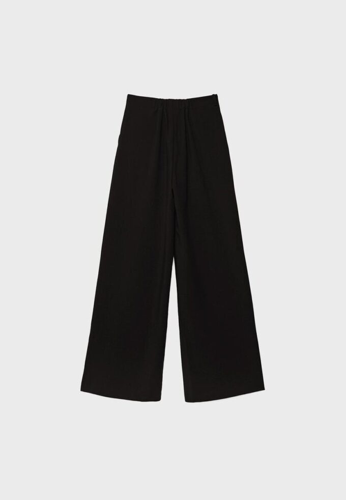Pantalones Wide Leg con detalle de hebilla Pantalones Wide Leg con detalle de hebilla