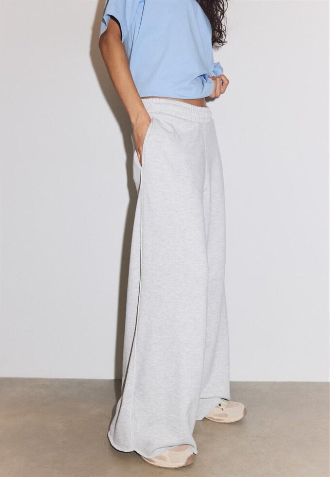 Pantalones Wide Leg de felpa con detalle de ribete Pantalones Wide Leg de felpa con detalle de ribete