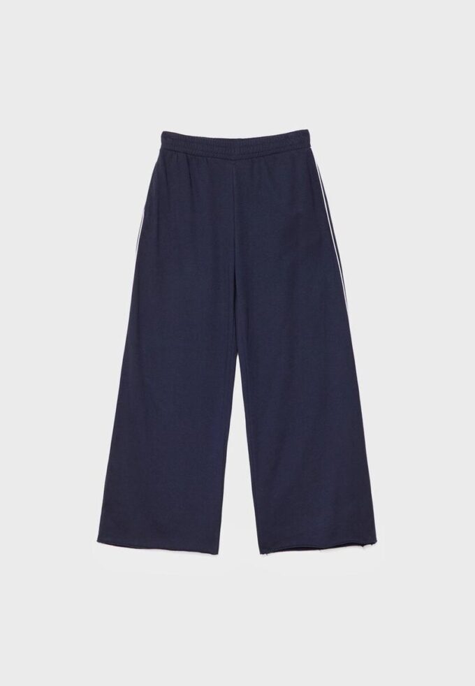 Pantalones Wide Leg de felpa con detalle de ribete Pantalones Wide Leg de felpa con detalle de ribete