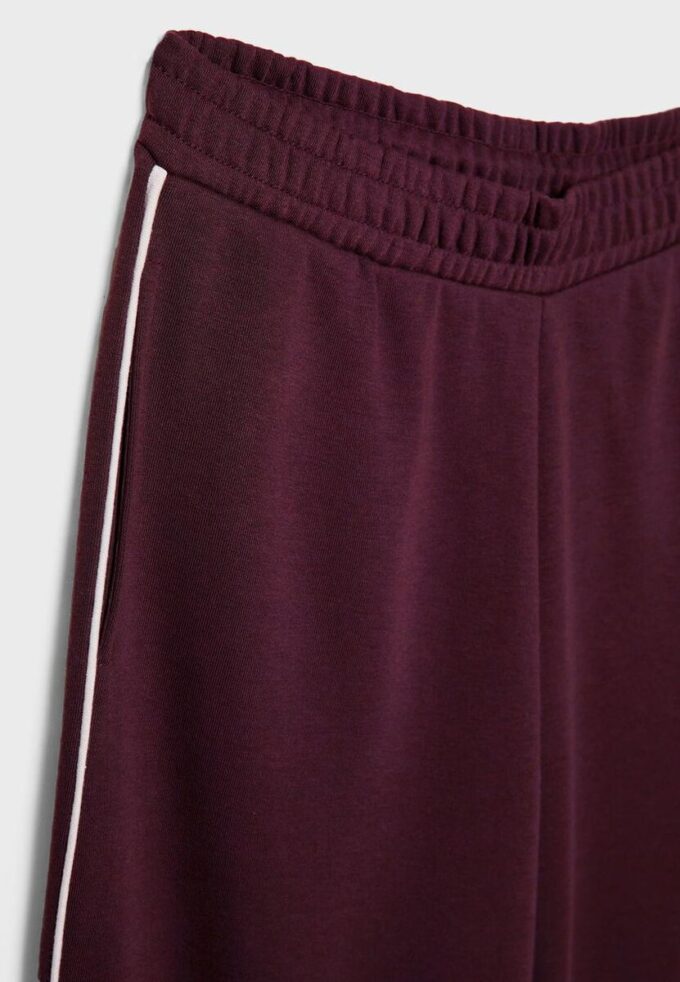 Pantalones Wide Leg de felpa con detalle de ribete Pantalones Wide Leg de felpa con detalle de ribete