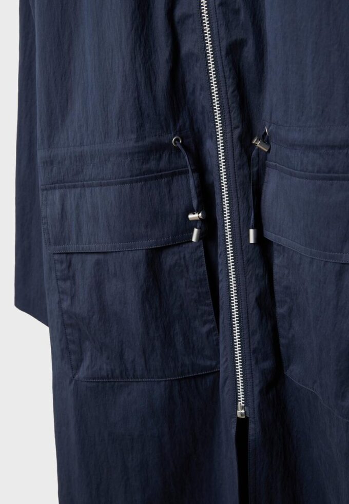 Parka larga y holgada Parka larga y holgada