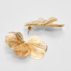 Pendientes de abanico con flores texturizadas