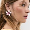 Pendientes de flor en dos tonos