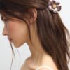 Pinza para el pelo con flor metalizada