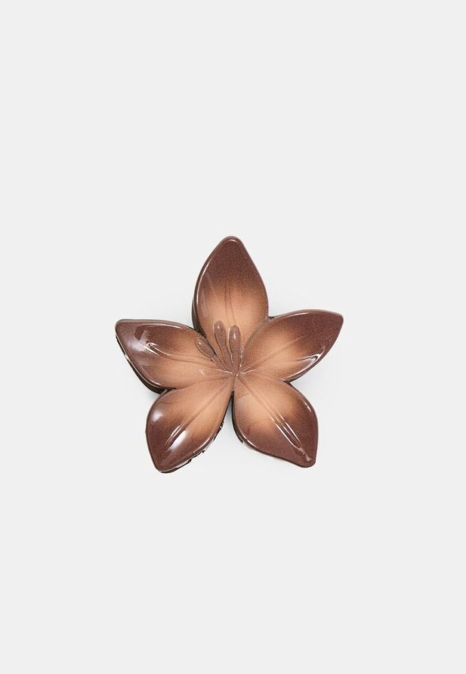 Pinza para el pelo con forma de flor