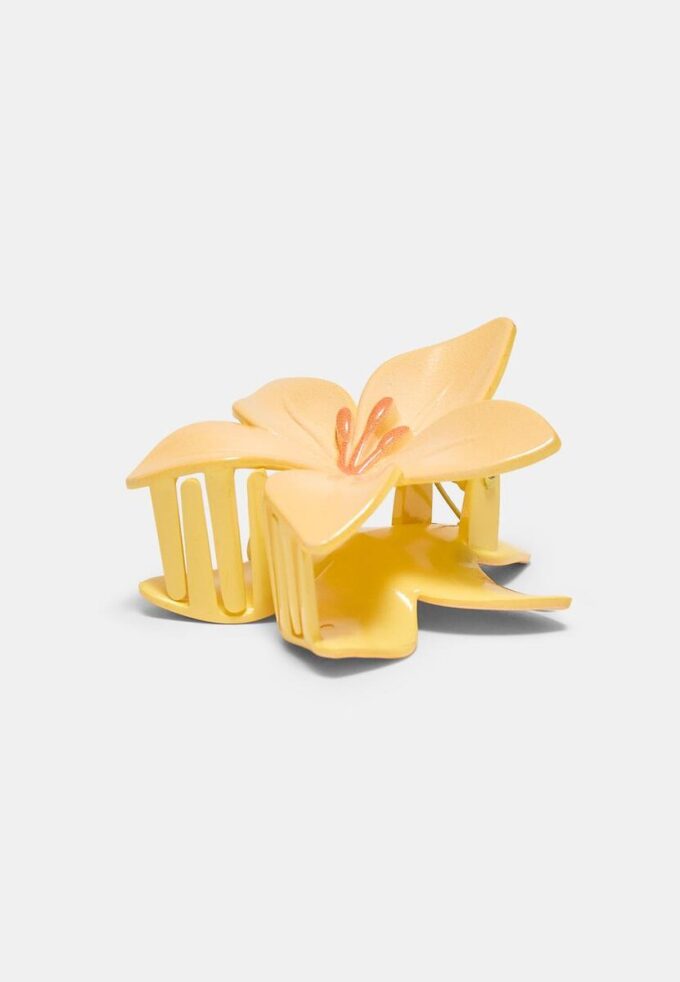 Pinza para el pelo con forma de flor