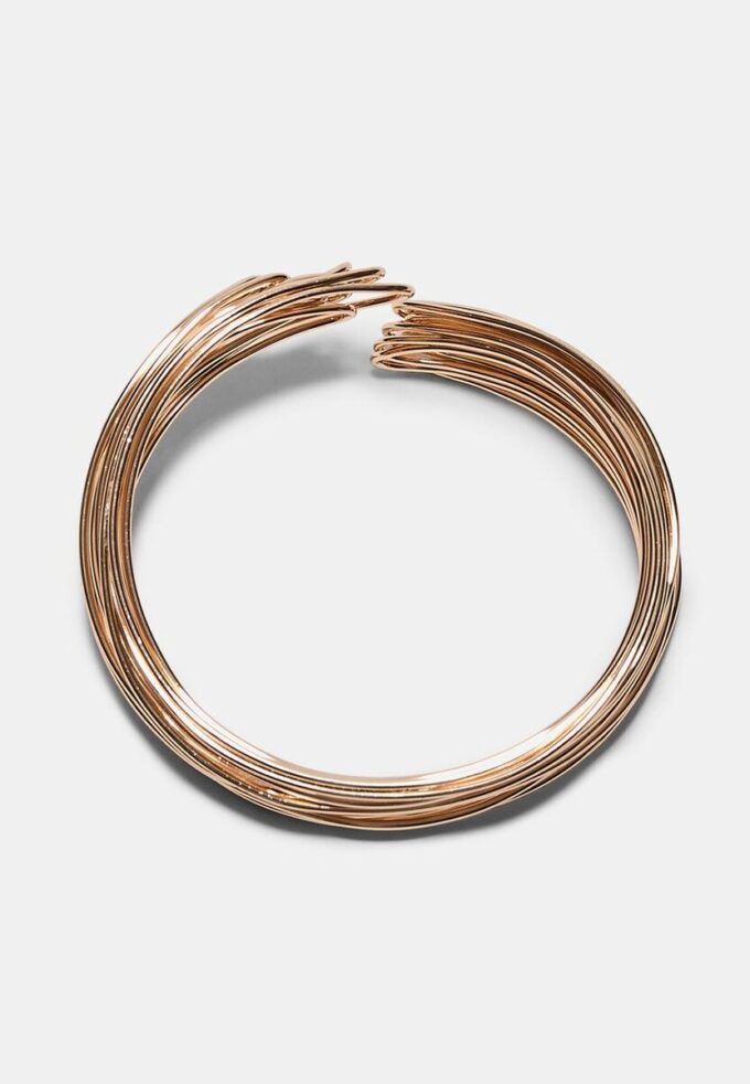 Pulsera rígida con hilos metalizados