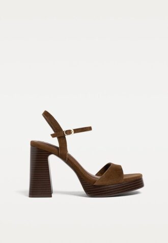 Sandalias de plataforma de piel serrada