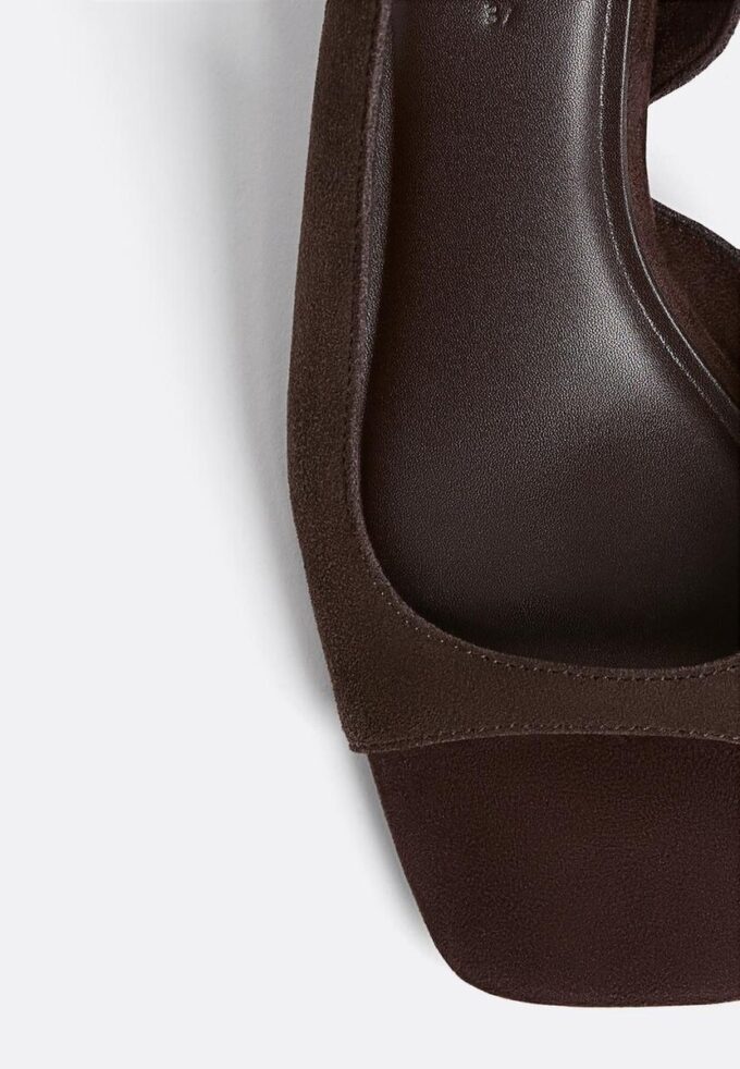 Sandalias de tacón alto de piel