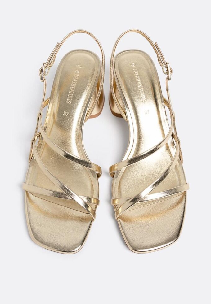 Sandalias de tacón grueso